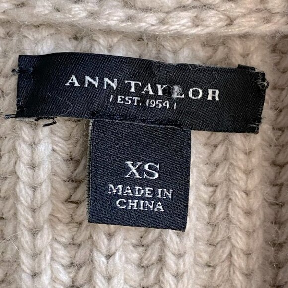 Ann Taylor Faux Fur Cream Knit Merino Wool Modal Cashmere Blend Knit Vest XS - Picture 6 of 11